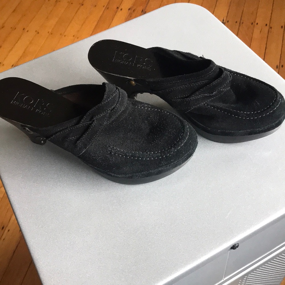 Michael Kors Suede mule size 6 black